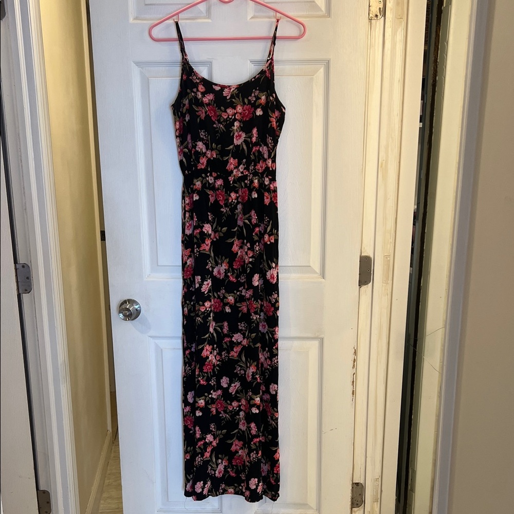 Forever 21 Black and Pink Floral Maxi Dress